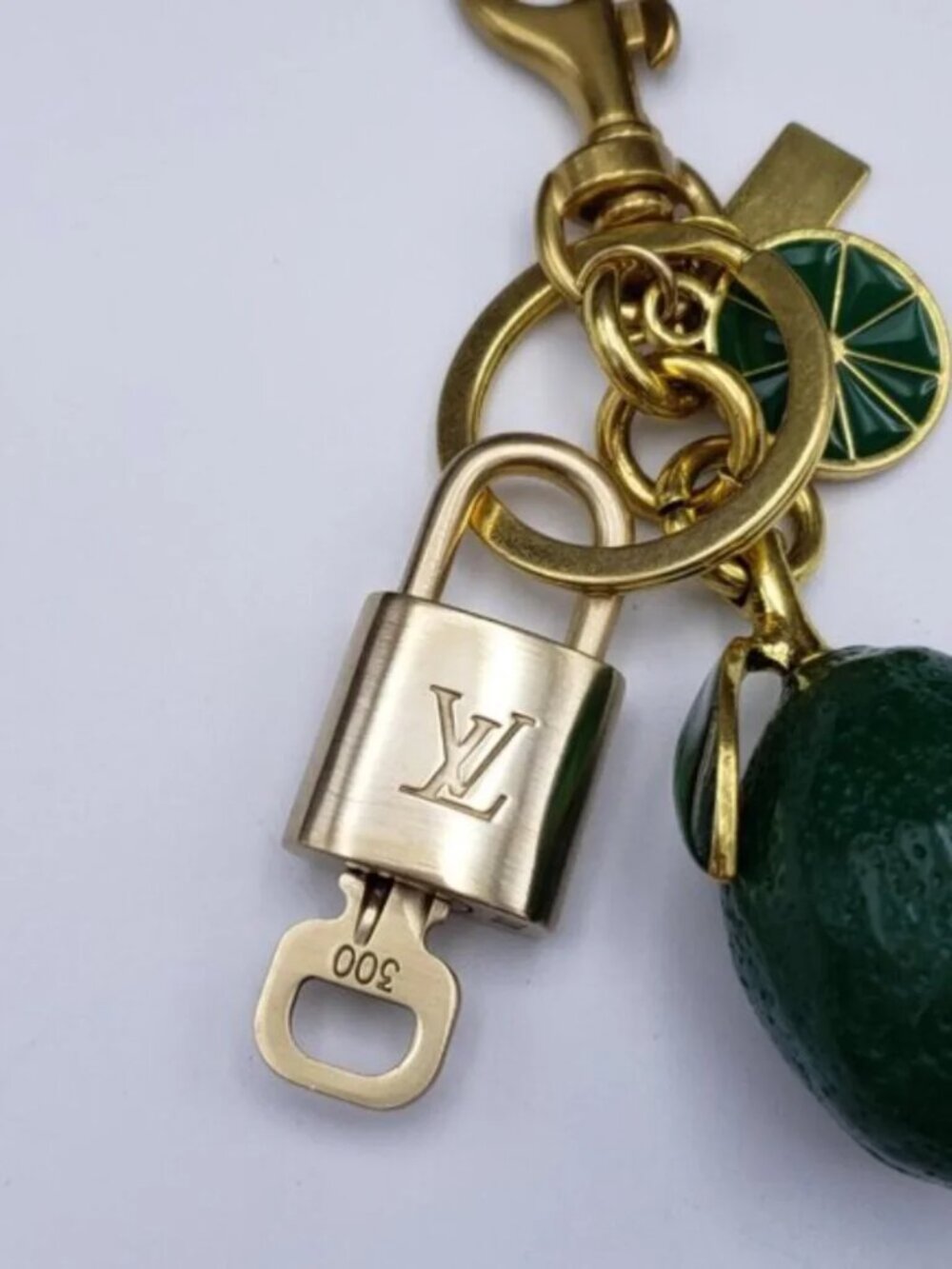 Louis Vuitton Authentic Gold Lock 🔒 Unbranded Lemon Keychain Charm for Bags - Picture 8 of 11